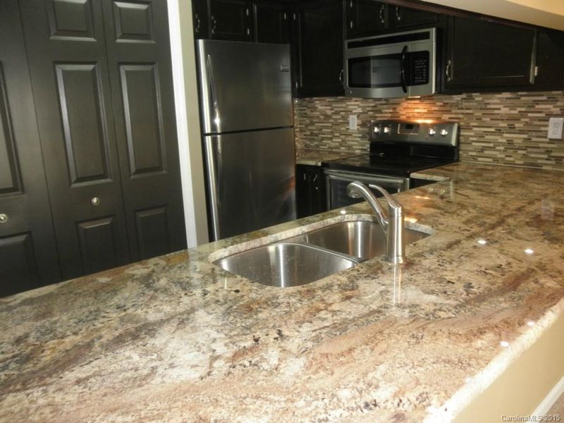 19827 Henderson Rd #19827 C, Cornelius, NC 28031