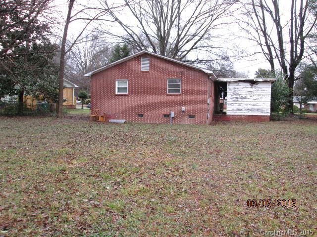 422 Briarwood Dr, Charlotte, NC 28215