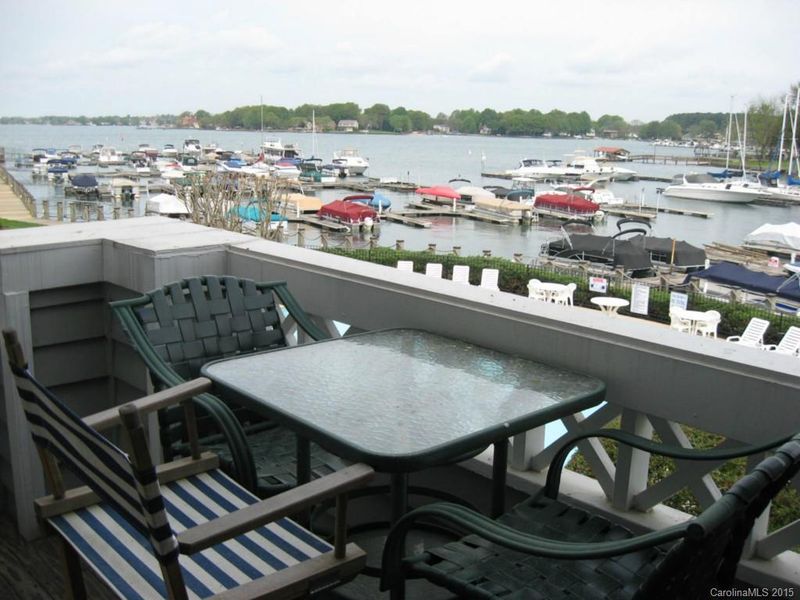 18735 Vineyard Point Ln #32, Cornelius, NC 28031