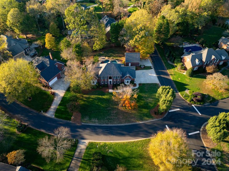 6000 Havencrest Ct NW, Concord, NC 28027