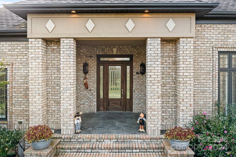 113 Winding Brook Way, Statesville, NC 28625