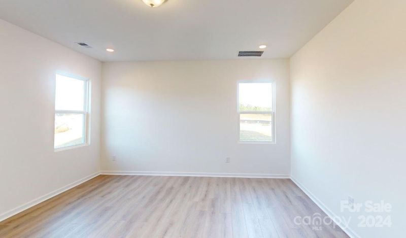 2082 Van Buren Rd, Sherrills Ford, NC 28673