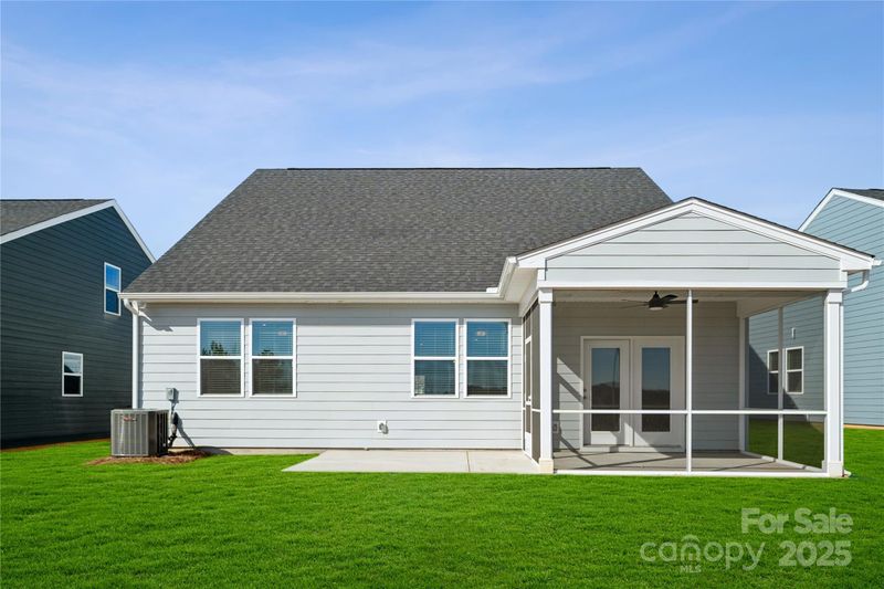 885 Exeter Dr, Sherrills Ford, NC 28673