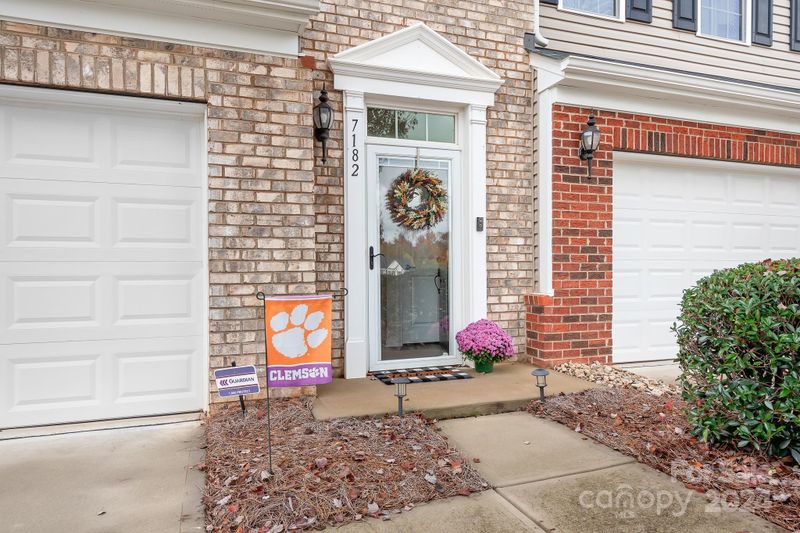 7182 Mariners Village Dr, Denver, NC 28037