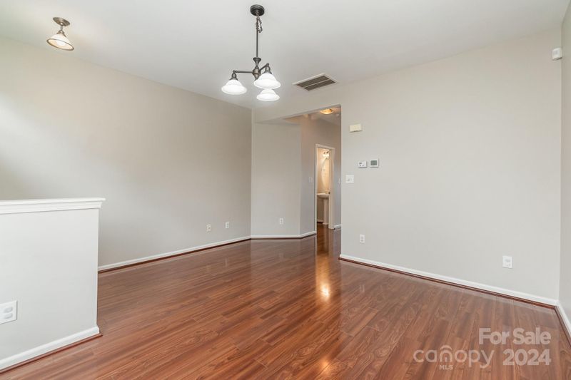 7976 Mariners Pointe Cir, Denver, NC 28037