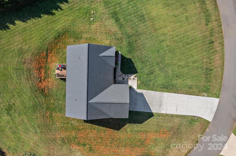 2372 Mintew Cir, Lincolnton, NC 28092