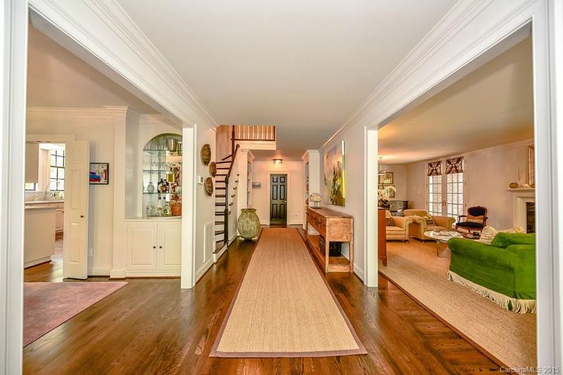 1419 Myers Park Dr, Charlotte, NC 28207