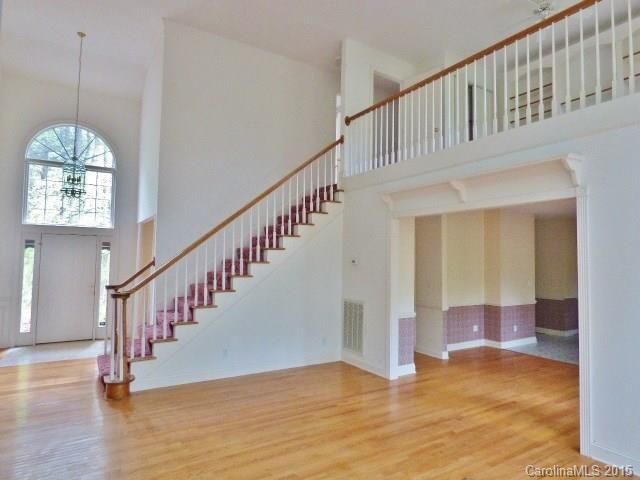 7640 Golf Course Dr, Denver, NC 28037