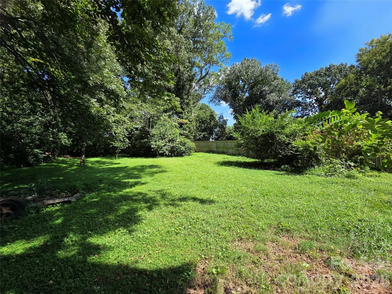 4103 Glenwood Dr, Charlotte, NC 28208