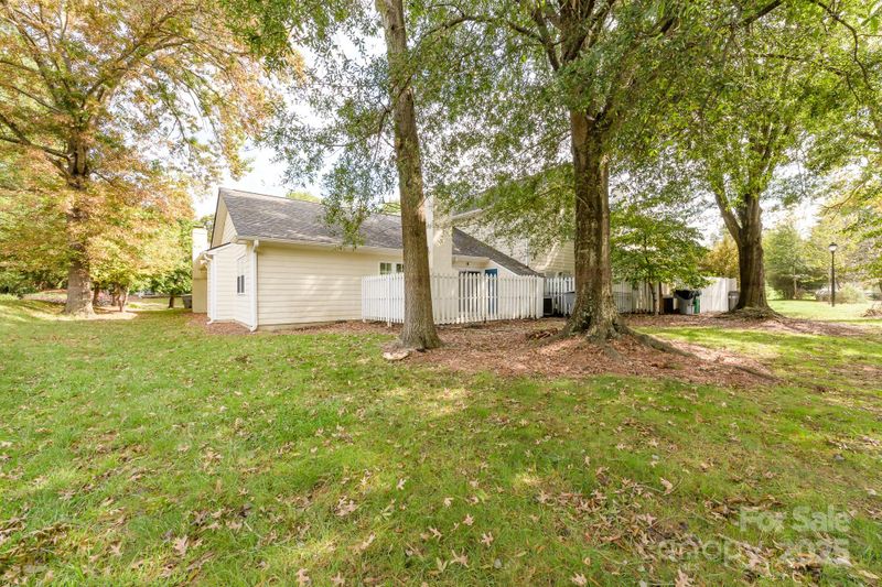 2702 New Hamlin Way, Charlotte, NC 28210