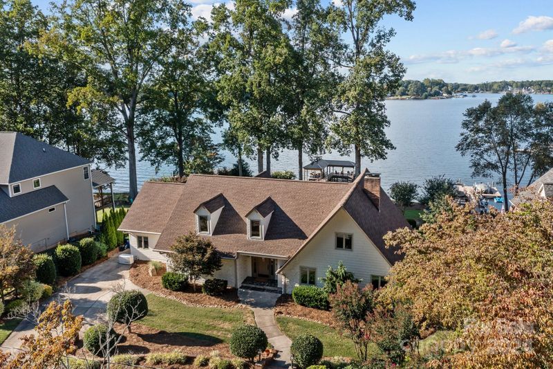 1821 Dogwood Hill Dr, Denver, NC 28037