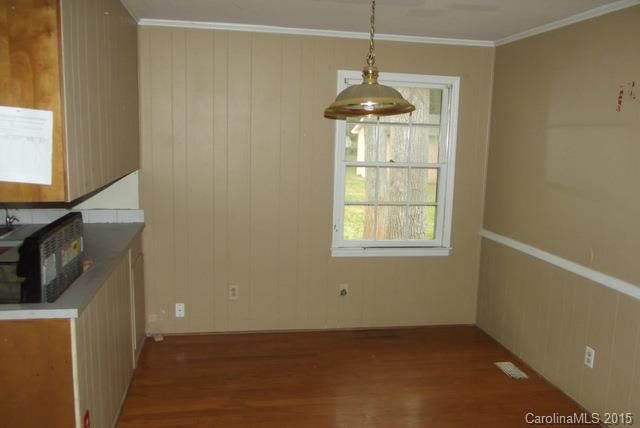1240 Kiker Cir, Charlotte, NC 28214