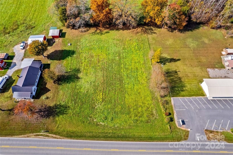 000 E Memorial Hw, Harmony, NC 28634