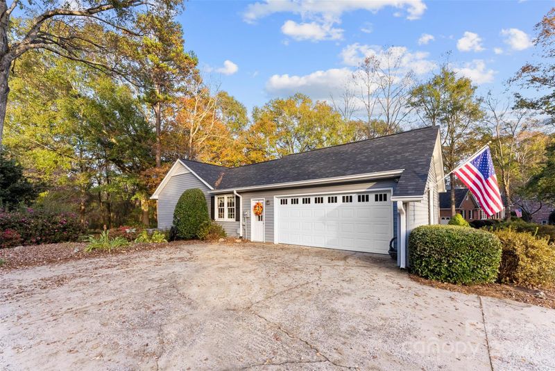 4356 Old Forge Dr, Gastonia, NC 28056