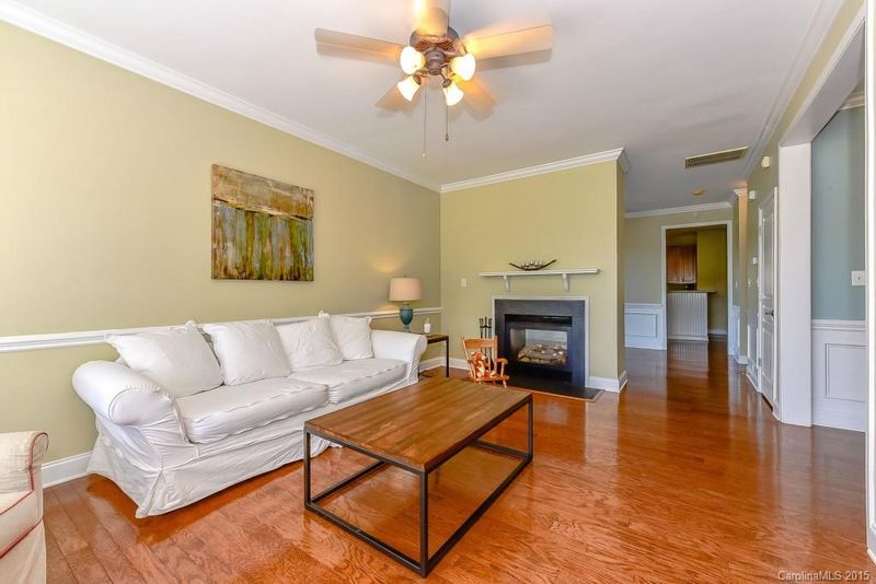 18721 Ruffner Dr, Cornelius, NC 28031