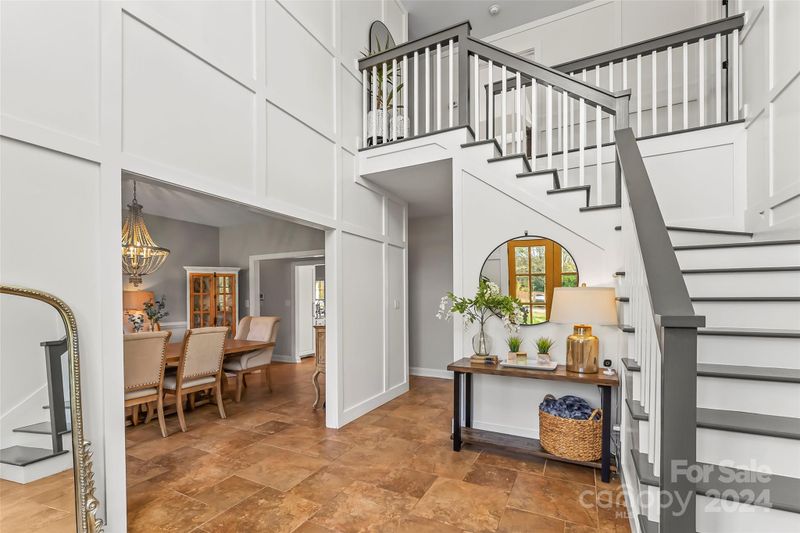 1070 James Farm Rd, Hickory, NC 28602