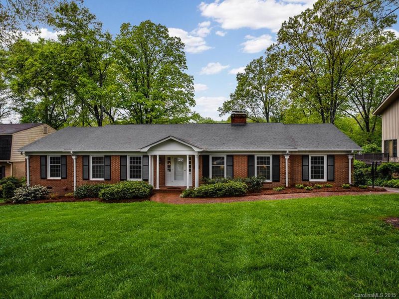 944 Greentree Dr, Charlotte, NC 28211