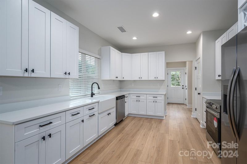 573 Reid St, Belmont, NC 28012