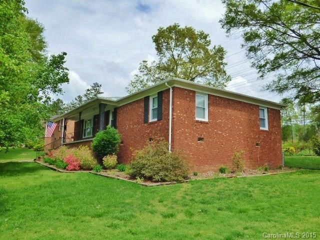 202 Cliffside Dr, Kannapolis, NC 28081