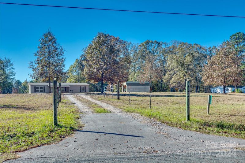 4983 Hunter Rd, Richburg, SC 29729