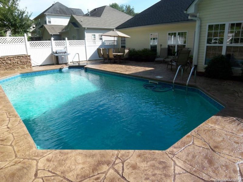 983 Pinkney Pl, Stanley, NC 28164