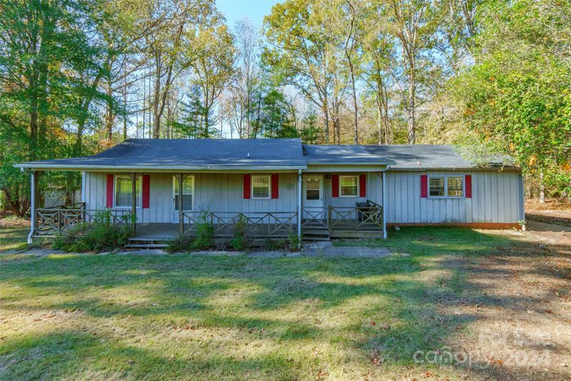 616 Gillsbrook Rd, Lancaster, SC 29720