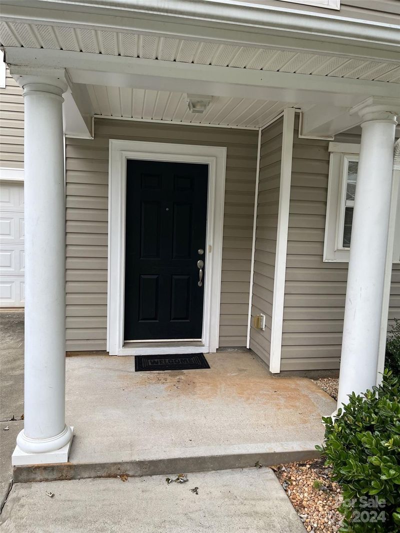 14011 Pinyon Pine Ln, Charlotte, NC 28215