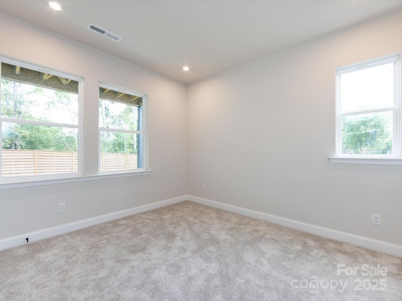 7928 Cedarsmith Ct, Charlotte, NC 28217