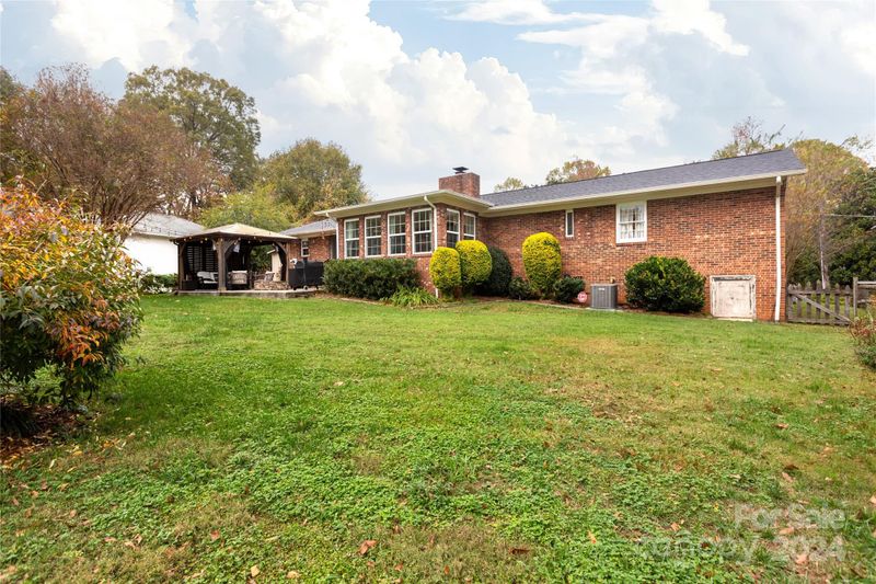 10811 S Ford Rd, Charlotte, NC 28214