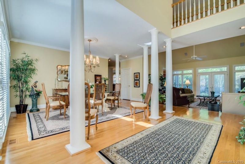 306 Foxwood Dr, Waxhaw, NC 28173