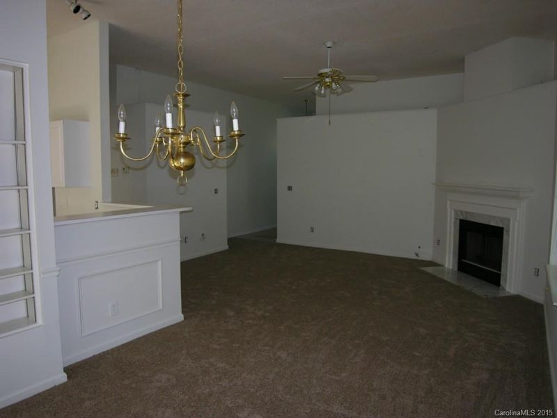 1284 Midlake Rd, Kannapolis, NC 28083