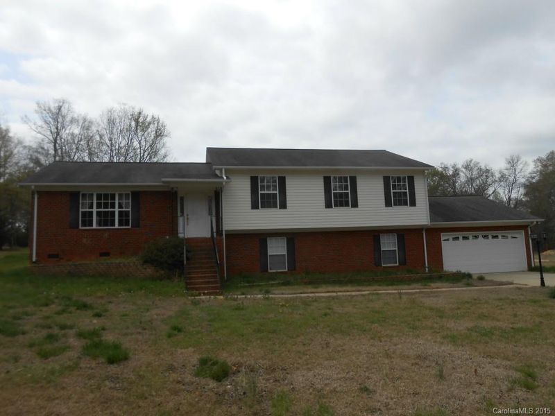 2662 Norfolk Rd, Lancaster, SC 29720