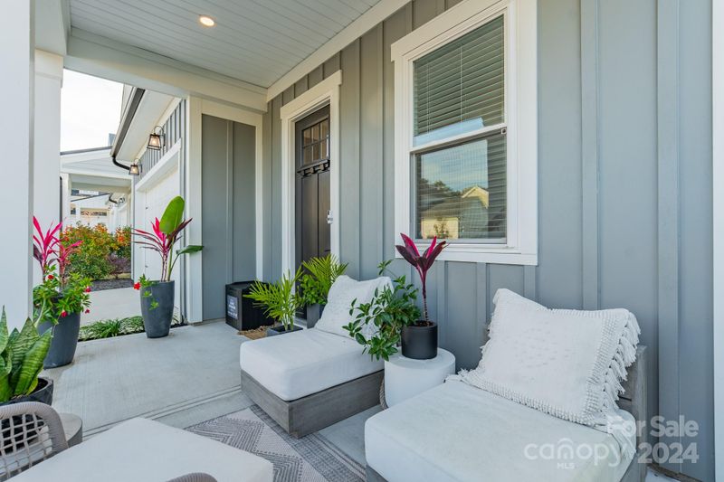 8116 Eliot St, Matthews, NC 28105