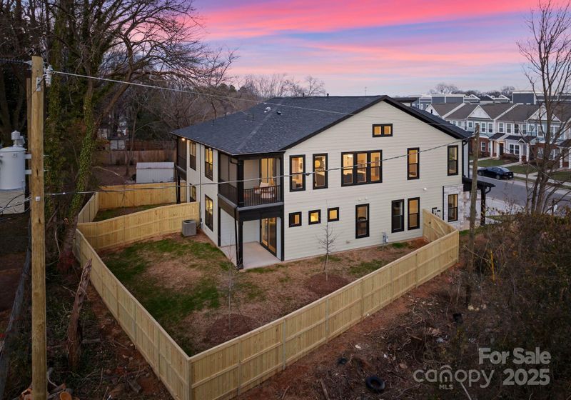 2201 Catalina Ave, Charlotte, NC 28206