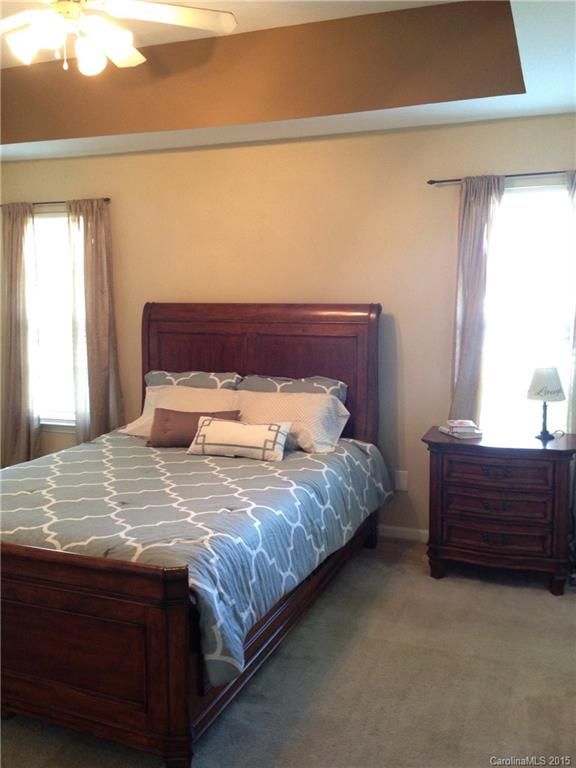 2319 Chantilly Ct, Kannapolis, NC 28081