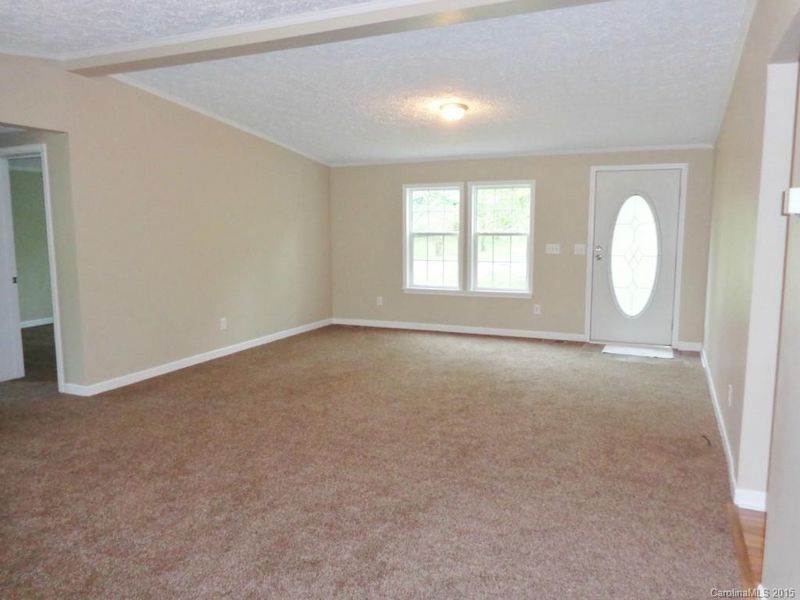 140 Glenwood Dr, Concord, NC 28025