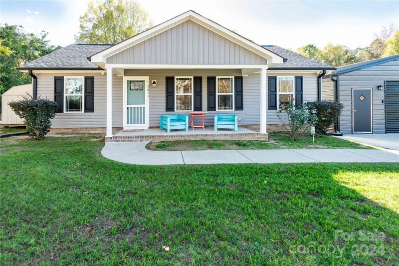 2611 Eagle St, Kannapolis, NC 28081