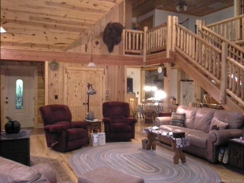 700 Lochaven Rd, Waxhaw, NC 28173