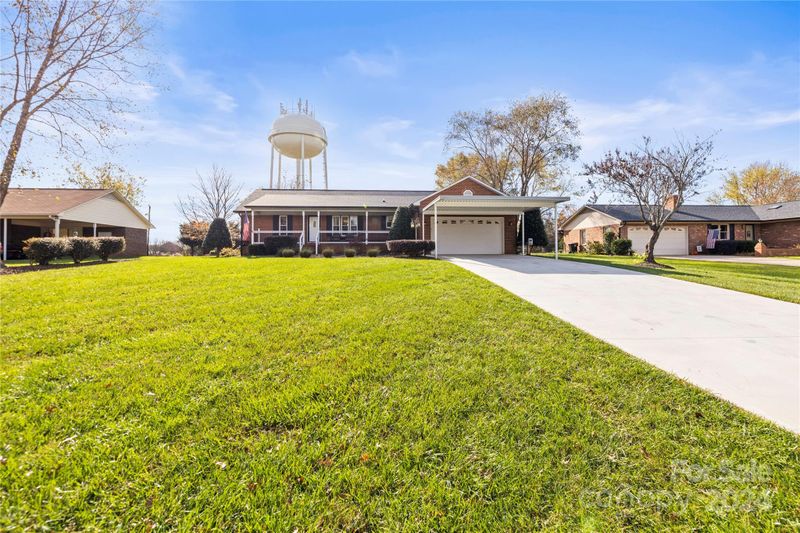 645 Sunridge Dr, Lincolnton, NC 28092