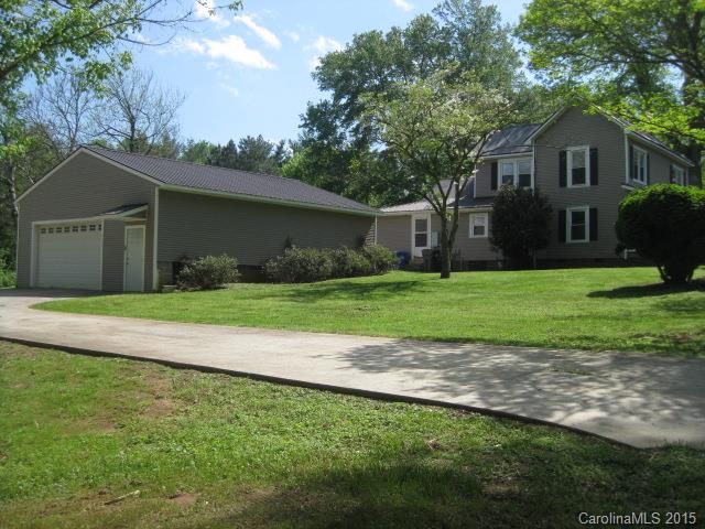 324 E Church St E, Troutman, NC 28166