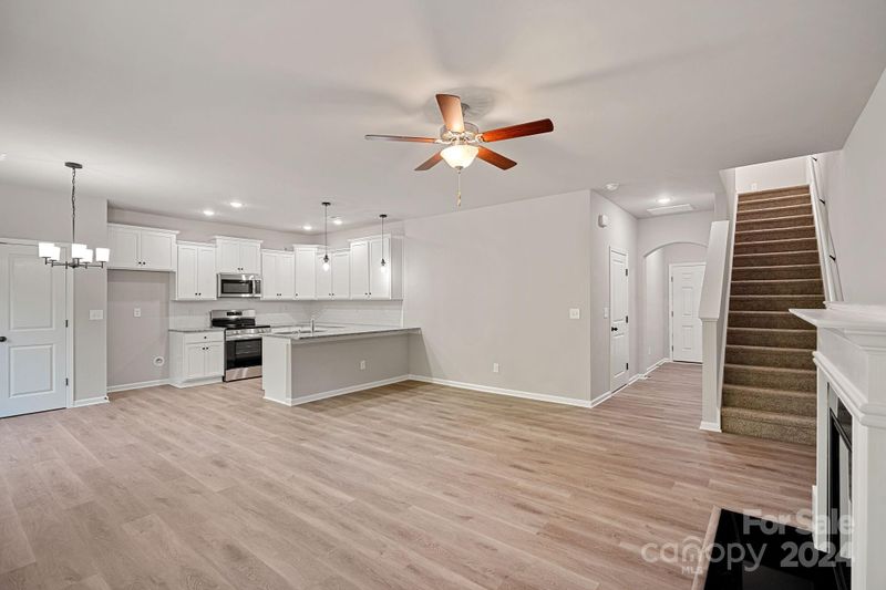 6209 Balham Ct, Charlotte, NC 28215
