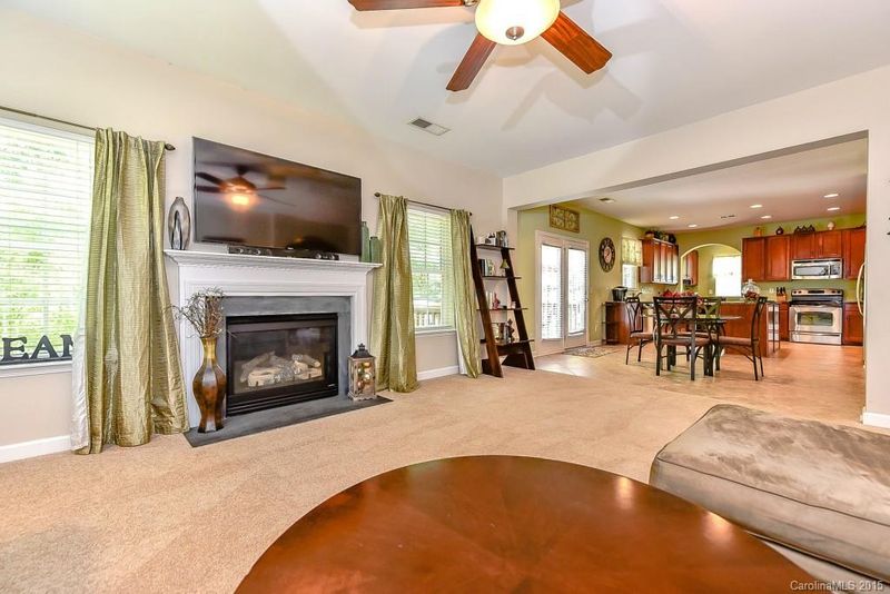 2201 Cakebread Ct, Waxhaw, NC 28173