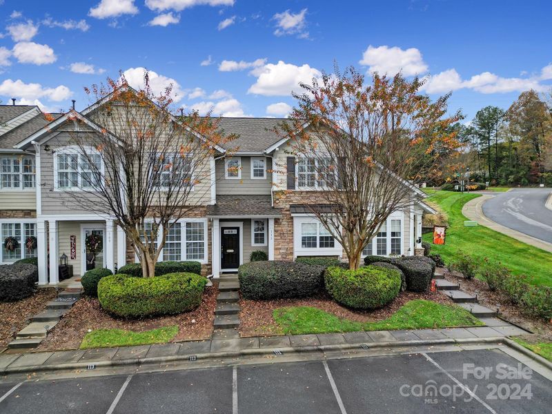 113 Link Rd, Belmont, NC 28012