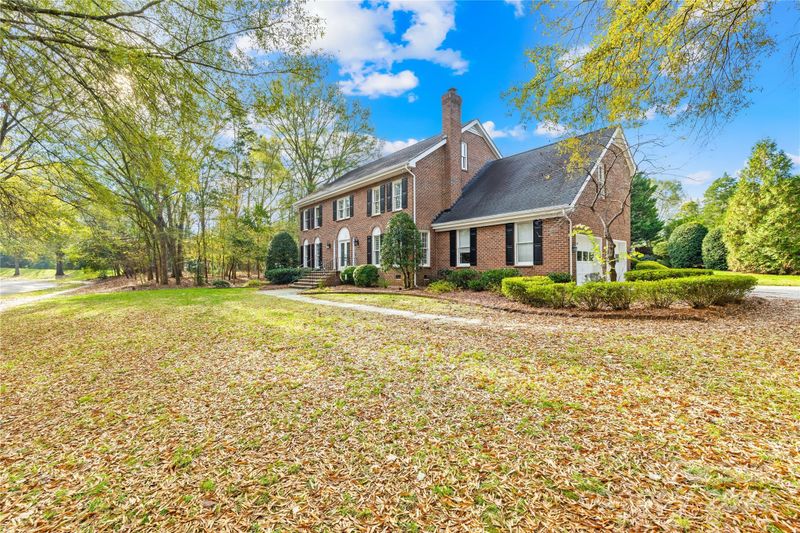 4033 Quail View Rd, Charlotte, NC 28226