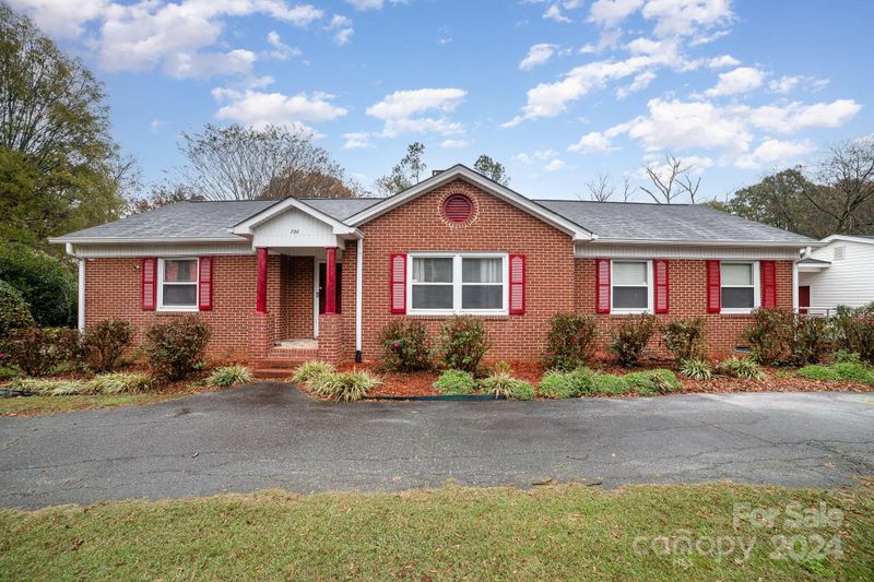 720 Tom Sadler Rd, Charlotte, NC 28214