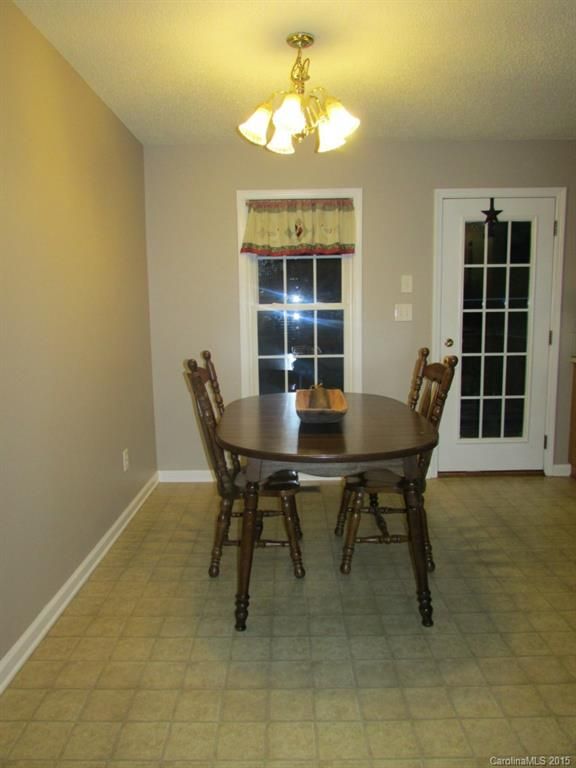 2004 Swift Creek, Cherryville, NC 28021