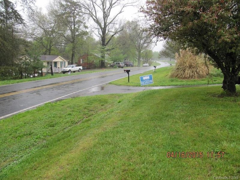 3020 Laboratory Rd, Lincolnton, NC 28092