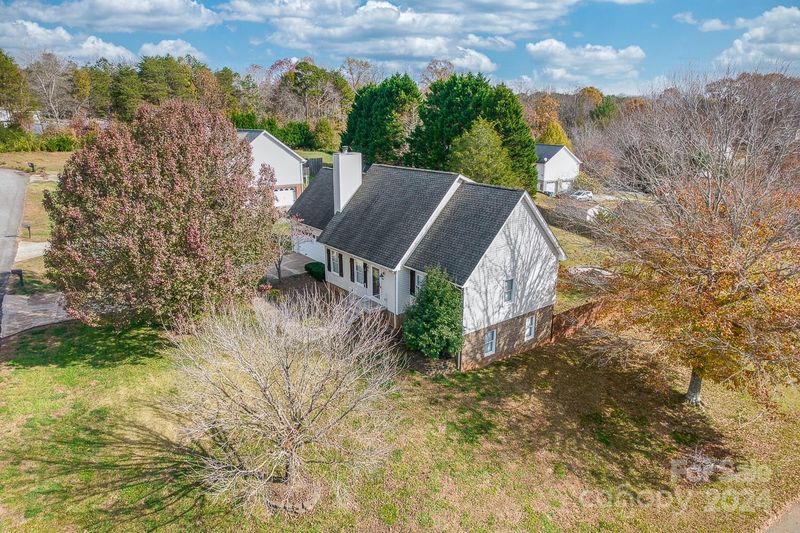 606 33rd Street Pl NE, Conover, NC 28613