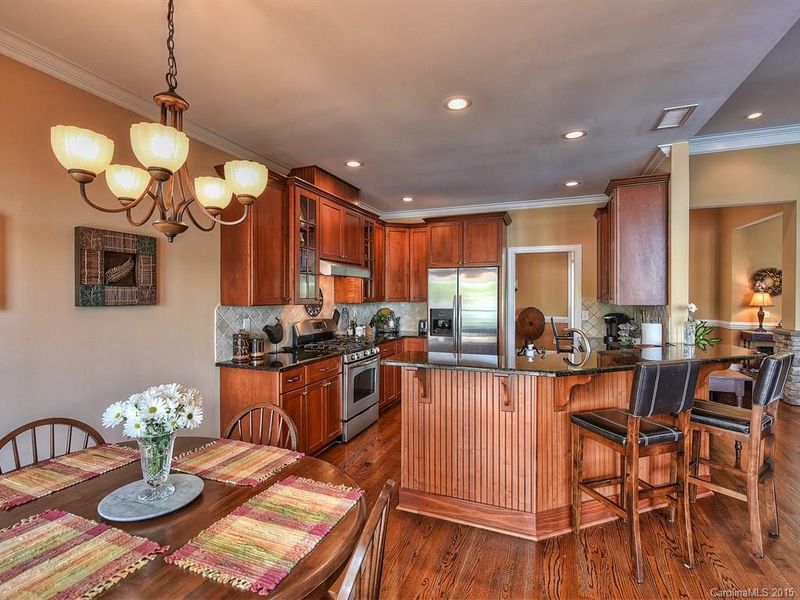 374 Beaten Path Rd, Mooresville, NC 28117