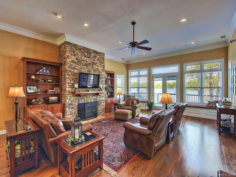 374 Beaten Path Rd, Mooresville, NC 28117